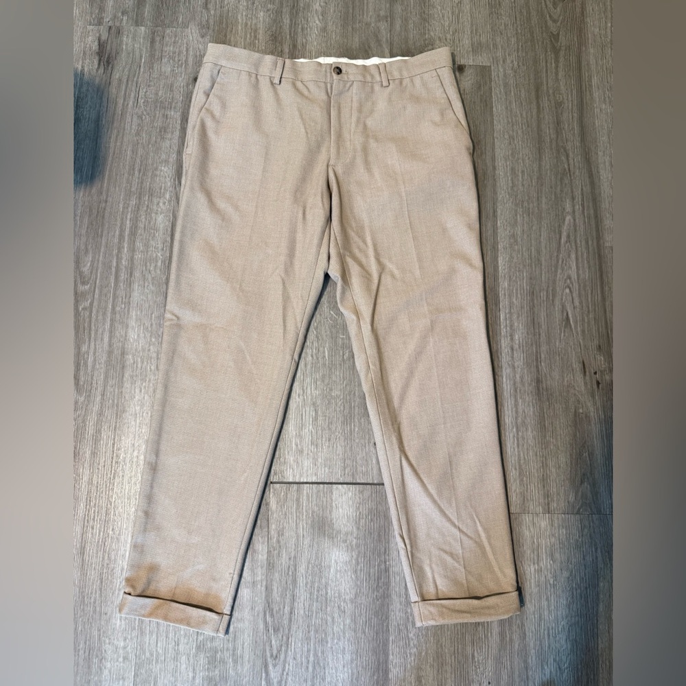 Zara Men's Beige Trousers